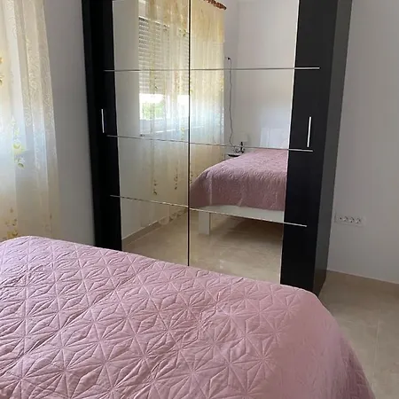 Apartment Trogir アパート